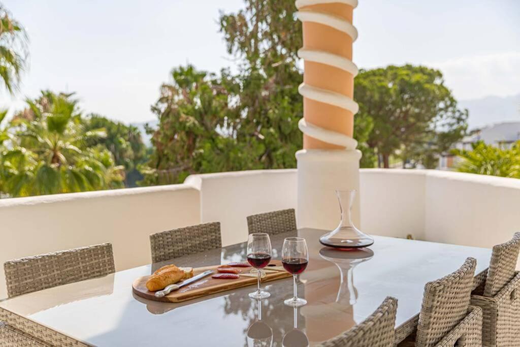 Stylish One Bed Apartment At Matchroom Country Club Fuengirola Exteriér fotografie